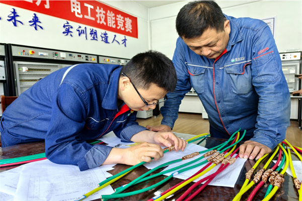 微信图片_20250726231759.png 微信图片_20250726231759.png